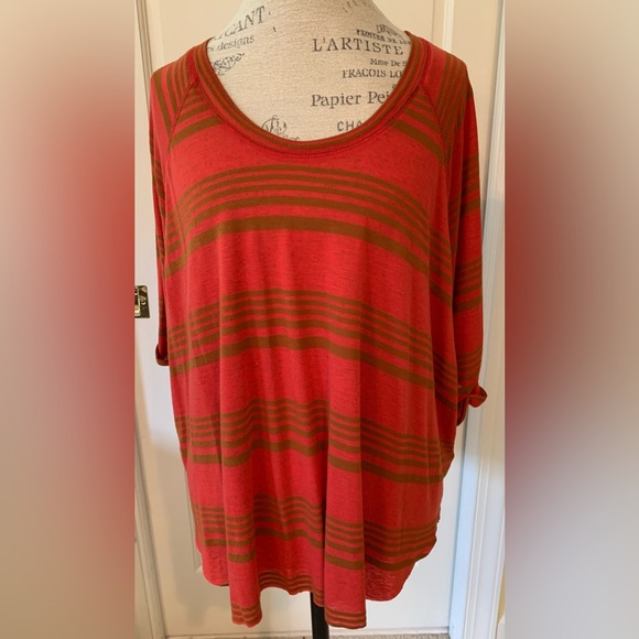 Free People Red Striped Dolman Sleeve T-shirt Size Small - Picture 1 of 3
